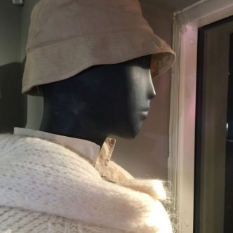 DEPECHE LEATHER BUCKET HAT DARK VANILLA 14472-0
