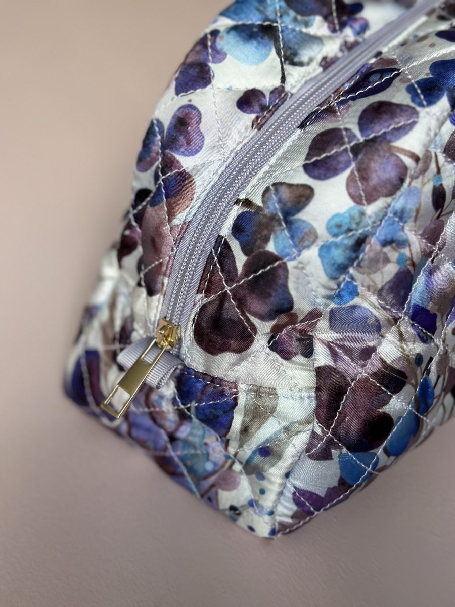 Bella & voss wash bag large botanical garden - Image 2