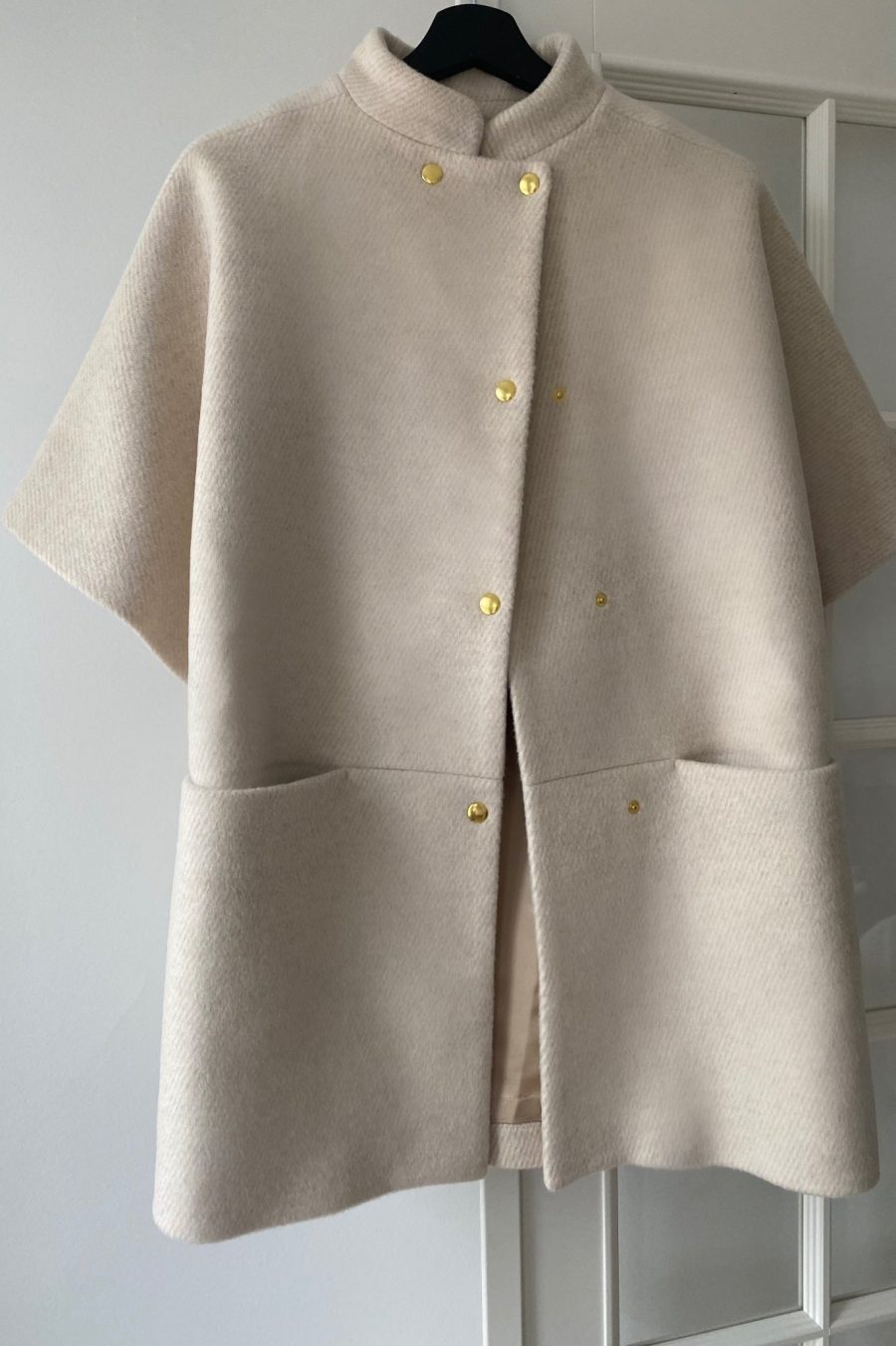 Crowd cph short mok wool coat snow white