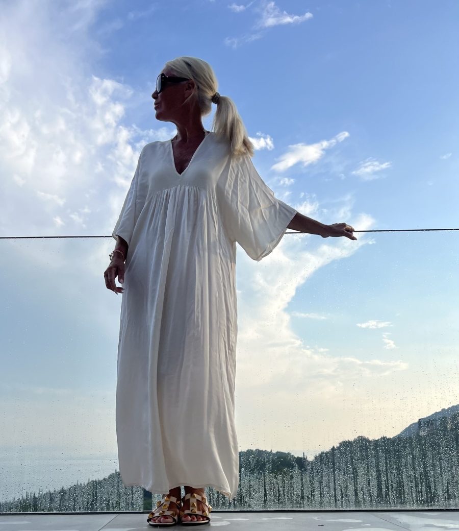 Classic dress white