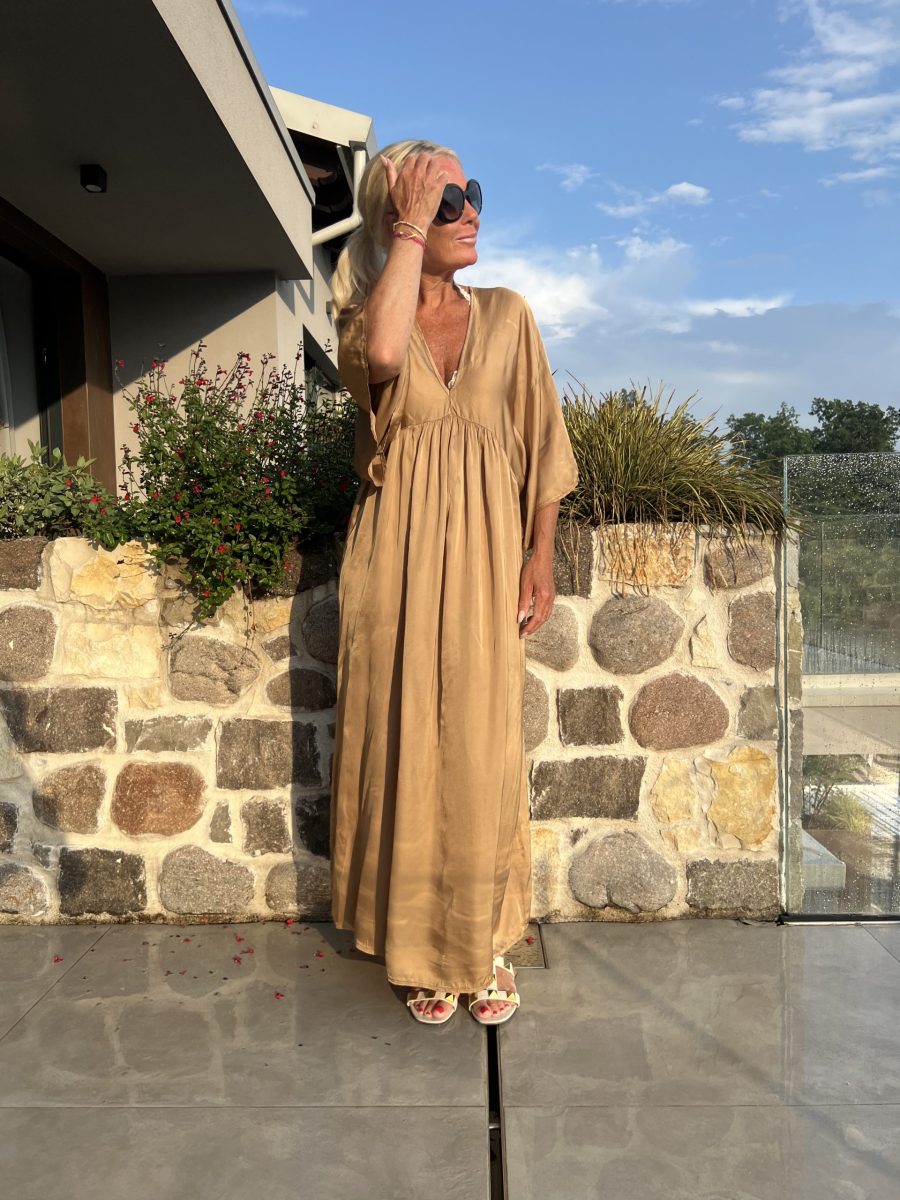 Classic dress camel - Image 2