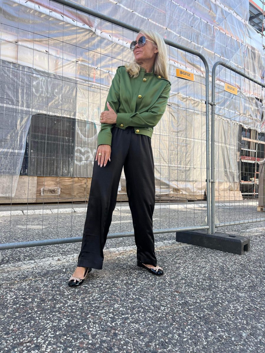 Signé short jacket no 1 green with lining - Image 3
