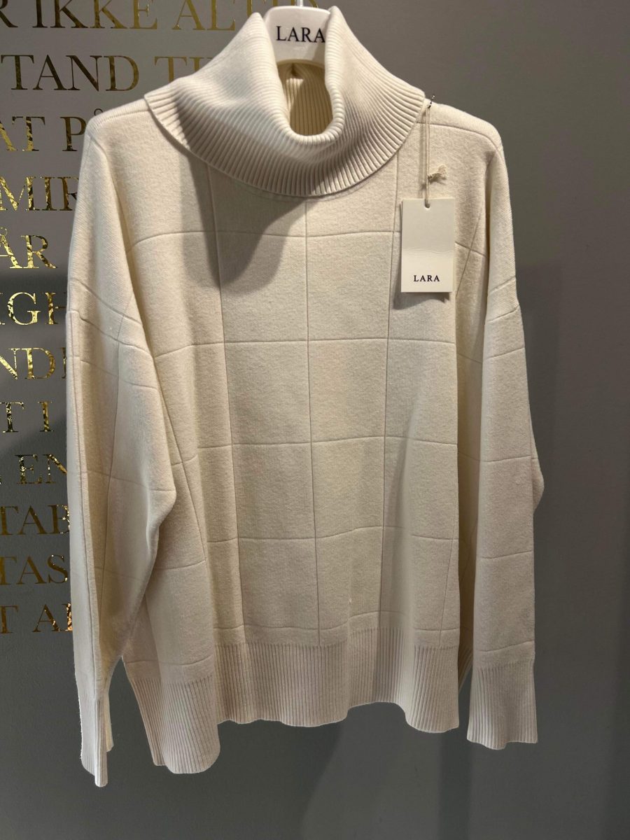 Lara checkered sweater creme