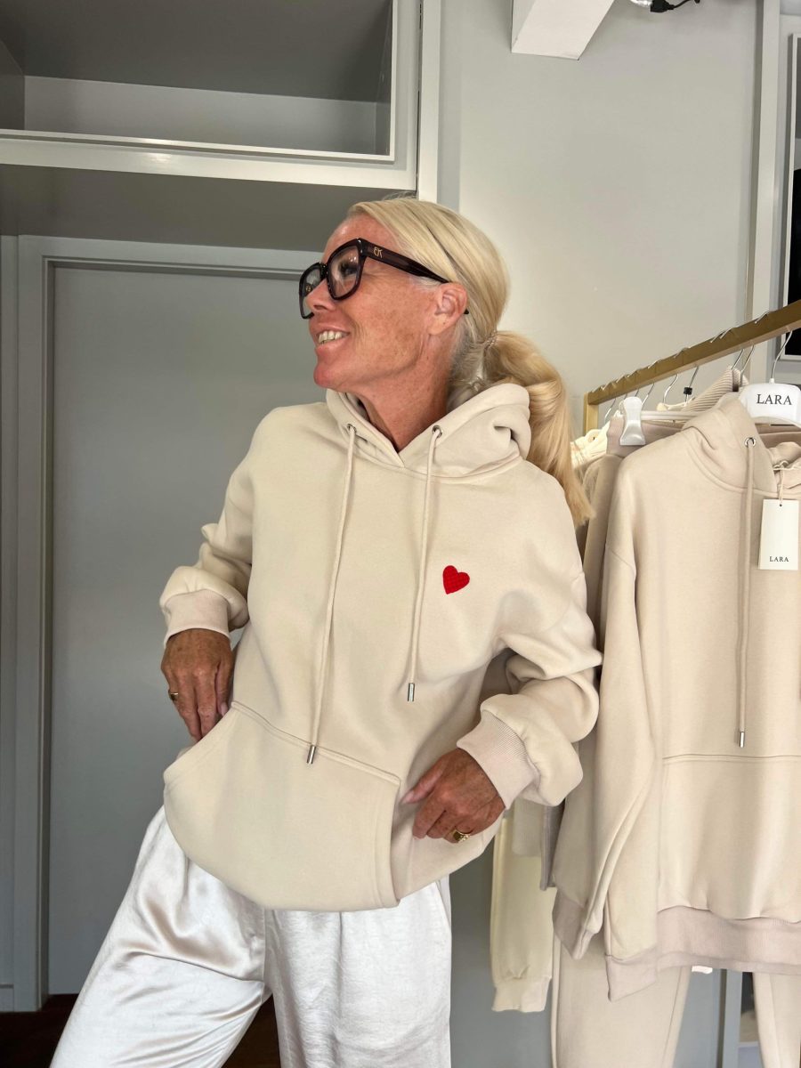Lara heart hoodie creme