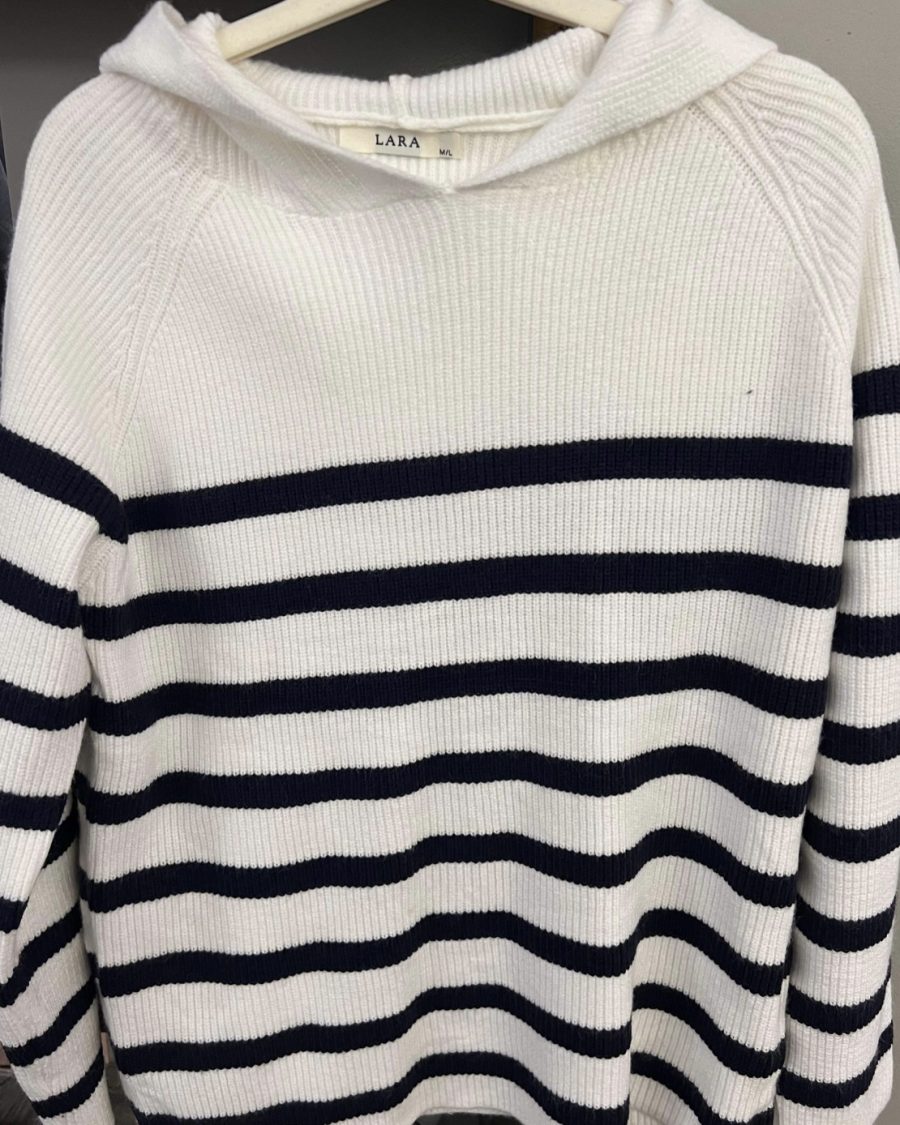Lara hoodie knit stripes white navy