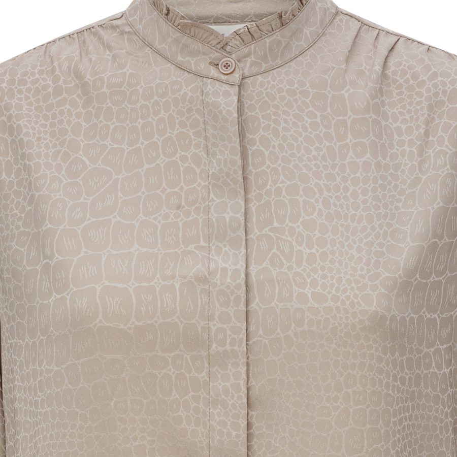 Karmamia trinity shirt snake jacquard - Image 3