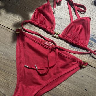 Signé bikini
