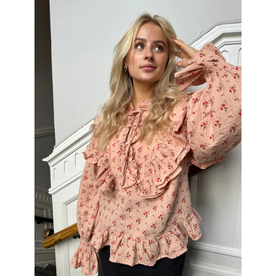 Stories from the atelier flower blouse rose - Image 4