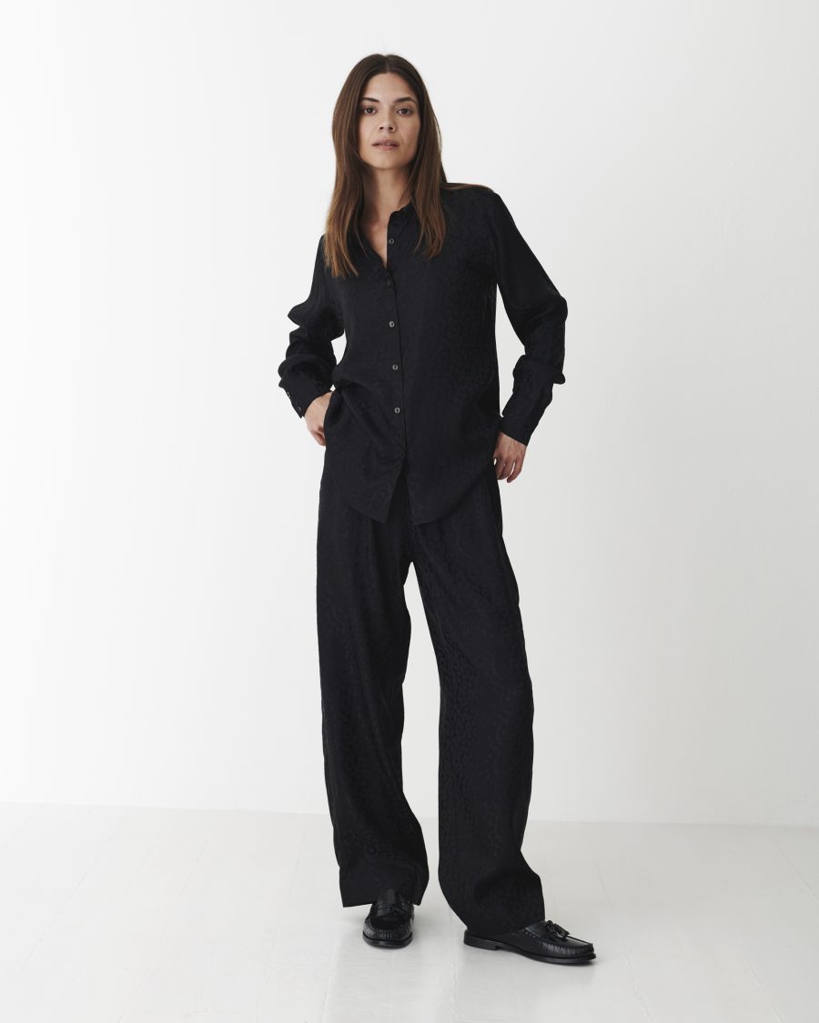 Karmamia alma shirt black leo silk - Billede 4