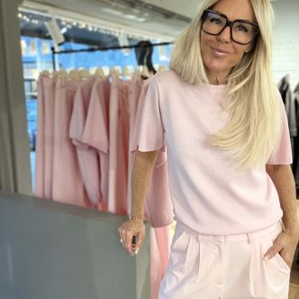 2nd day ingrid sweater cherry blossom