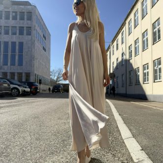 BB strap dress champagne