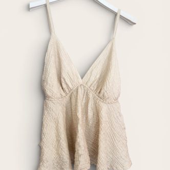 BB strap top beige