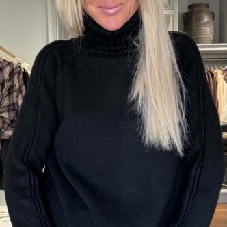 BB emma turtleneck black