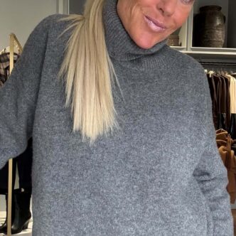 BB oli turtleneck grey